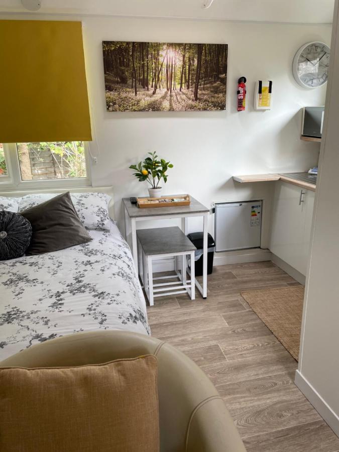 The Little Nest Beach Sole Use Accommodation Near To Bath Wick  Exterior photo